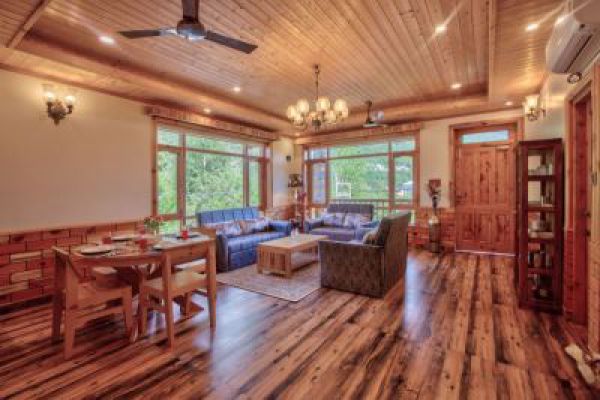 Royal House - Amritalaya - a vacation home