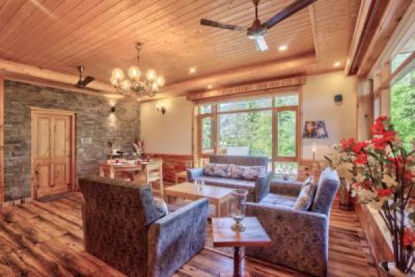 Royal House - Amritalaya - a vacation home