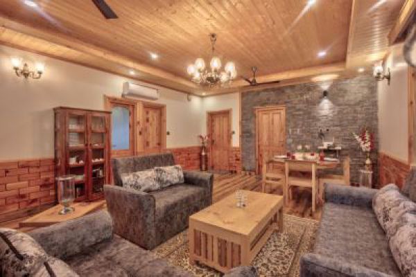 Royal House - Amritalaya - a vacation home