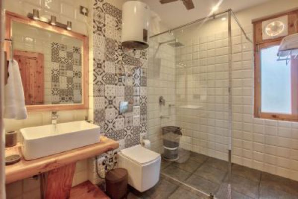 Royal House - Amritalaya - a vacation home